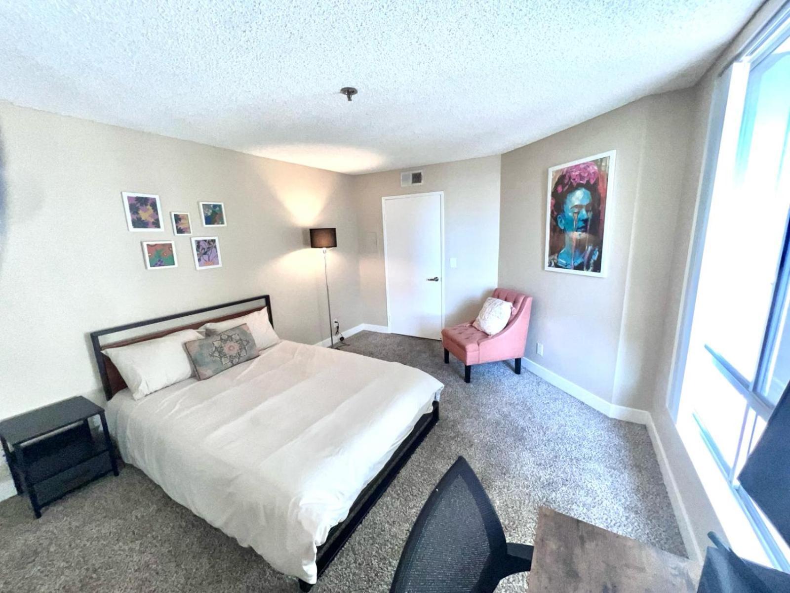 Hollywood Two Bedroom & Free Two Parking Spots Apartment Los Angeles Bagian luar foto