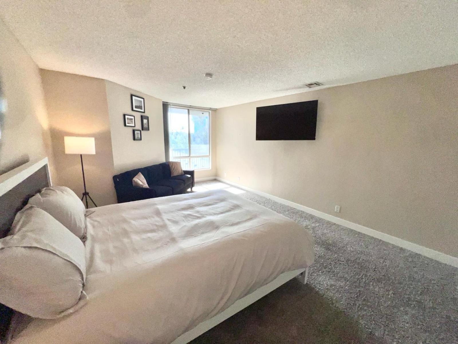 Hollywood Two Bedroom & Free Two Parking Spots Apartment Los Angeles Bagian luar foto